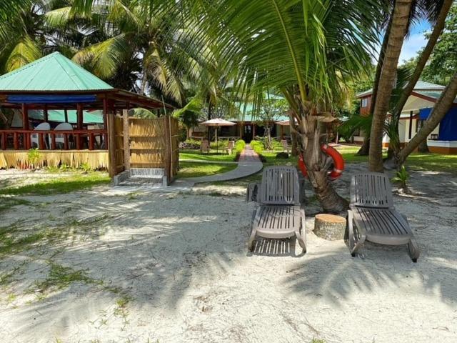 La Voi Del Mare Hotel Grand Anse  Exterior photo